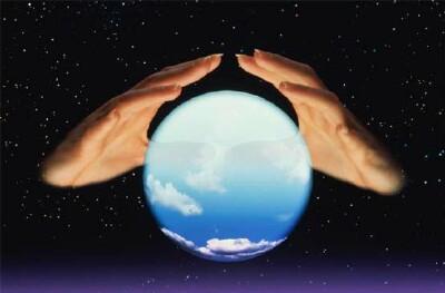 predict the future, lawmarketing blog, crystal ball